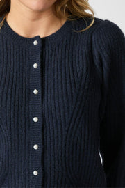 Puli Knit Cardigan | Navy | Strik fra Neo Noir