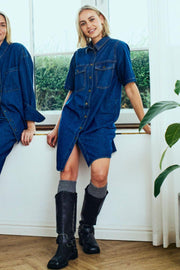 Lisea Dress 206360 | Medium Blue Denim | Kjole fra Freequent