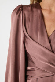 Rimini Heavy Sateen Dress | Dark Rose | Kjole fra Neo Noir