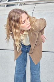 Malie Gabby Blazer | True Camel | Blazer fra Mos Mosh