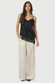 Viole Lace Top | Black | Bluse fra Neo Noir