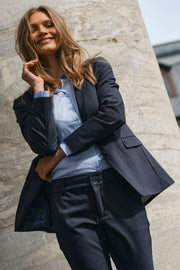 Mary Night Blazer | Navy | Blazer fra Mos Mosh