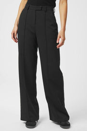 Sury Suit Pants | Black | Bukser fra Neo Noir