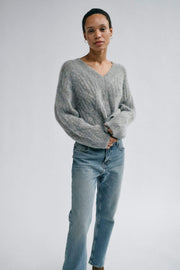 Unnur Hale V-neck Knit | Drizzle | Strik fra Mos Mosh