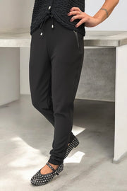 Henne Zip Pants | Black | Bukser fra Liberté