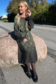 Merinda Dress | Militairy | Kjole fra Marta du Chateau