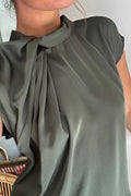 Fleur Drapy Satin Blouse | Army | Bluse fra Neo Noir