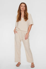 Lava Blouse | Simply Taupe W. Off-White | Bluse fra Freequent