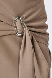Kit Dull Sateen Skirt | Dark Taupe | Nederdel fra Neo Noir