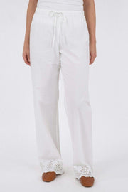 William Embroidery Pants | White | Bukser fra Neo Noir