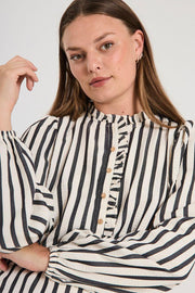 Noto Blouse 204913 | Star Off-White W. Black | Bluse fra Freequent