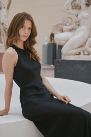 Celinie Heavy Sateen Dress | Black | Kjole fra Neo Noir