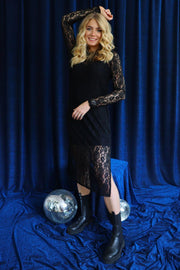 Lacy Ls Long Dress | Black Lace | Kjole fra Liberté