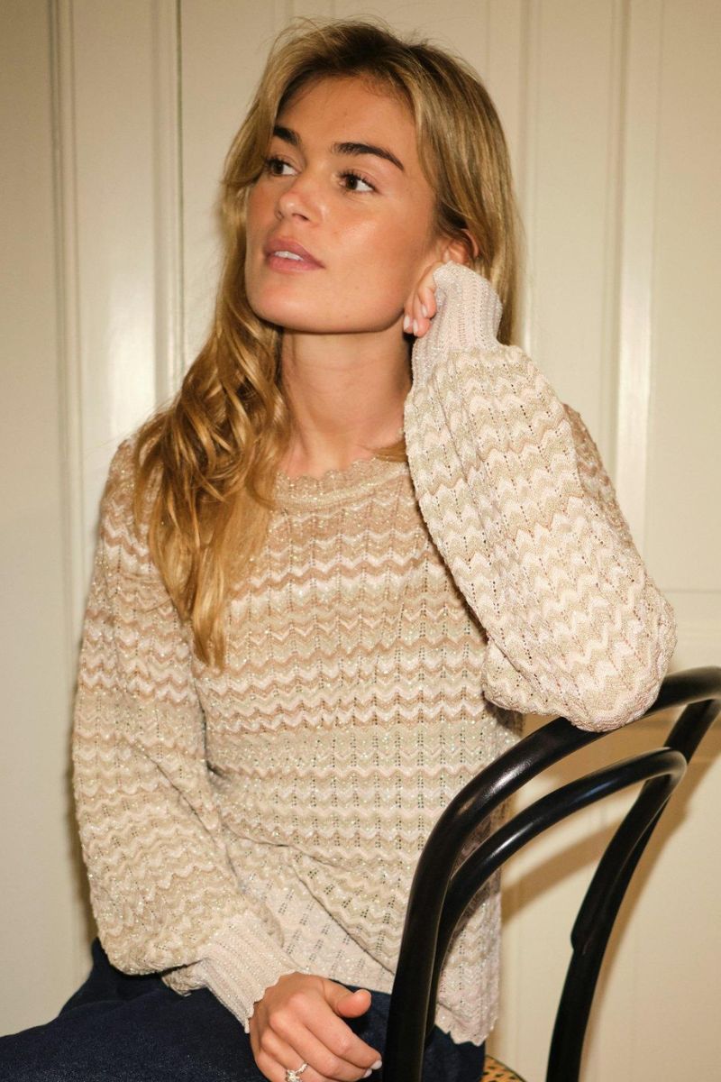 Dito Chevron Knit Blouse | Light Brown | Bluse fra Neo Noir – Lisen.dk
