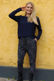 Alma Pants | Night Sky Paisley | Bukser fra Liberté