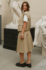 Flo Balloon Twill Vest | Taupe | Vest fra Neo Noir