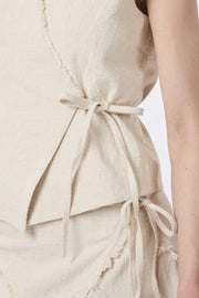 Filora Ramie Wrap Waistcoat | Natural | Vest fra Neo Noir