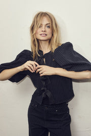 PinCC Wide Bow Blouse | Black | Bluse fra Co' Couture