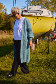 Long open cardigan in fluffy mohair 82121L | Celadon | Strik fra Atelier C