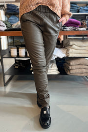 Zabel Long Leather Pant | Slate Black  | Bukser fra Mos Mosh