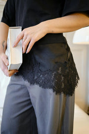 Viole Lace Top | Black | Bluse fra Neo Noir