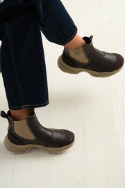 Siri Waterproof WL957 |  Chocolate/Light Lilac | Rubber Boots fra Woden