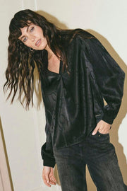 Aldo Monogram Blouse | Black | Bluse fra Mos Mosh