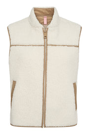 Rowe Teddy Waistcoat  | Ecru | Vest fra Mos Mosh