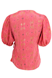 Luna Puff Sleeve Wrap Blouse | Argyle Pink | Bluse fra Black Colour