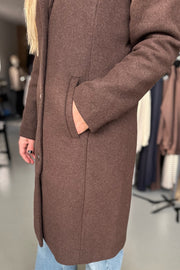 Theo Wollmantel | Braun | Mantel von French Laundry