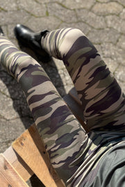 Alma Legging | Dusty Camo | Leggings fra Liberté