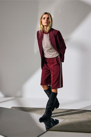 Amira Crease Bermuda 31459 | Burgundy | Bukser fra Co'couture