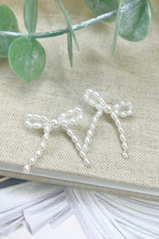 Pearl Bow Earrings | Øreringe fra Birdsong