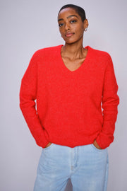 Thora V-Neck Knit  | Chinese Red | Strik fra Mos Mosh