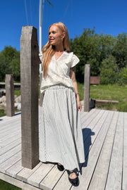 Yara Long Stripe Skirt | Creme | Nederdel fra Neo Noir