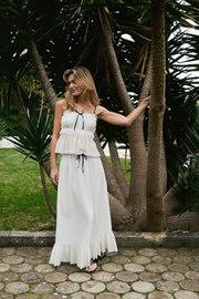Ariella Crepe Skirt | Creme | Nederdel fra Neo Noir