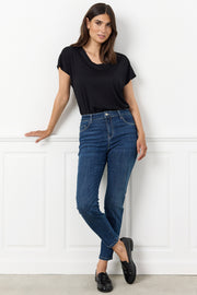 Saga Jeans | Dark Blue Denim | Jeans fra French Laundry