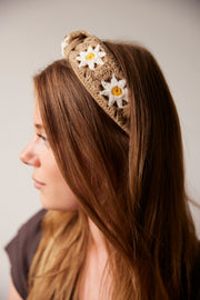 Crochet Daisy Crown | Beige | Hårbøjle fra By Timm