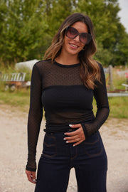 Nola Mesh | Black Dot | Mesh bluse fra Statebird