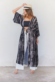 Kauai Kimono | Black/White Tiedye | Kimono fra Statebird