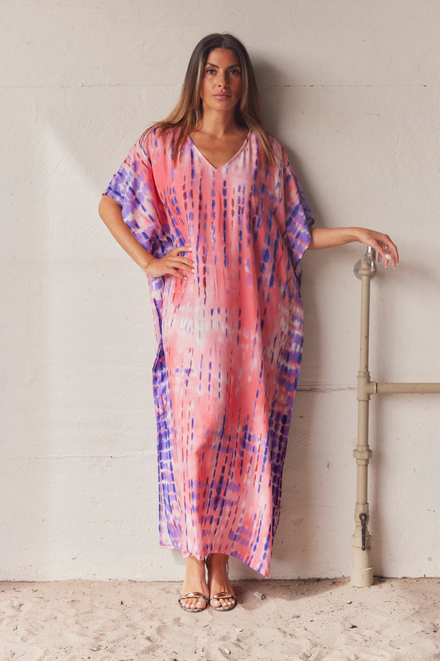 Serengeti Sun Dress | Rose | Tiedye Kaftan kjole fra Statebird