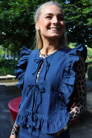 Asta Frill Vest | Blue Denim | Vest fra Liberté