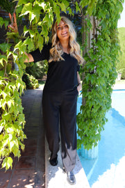 Ulla Ss Vneck Tshirt | Black | T-Shirt fra Liberté