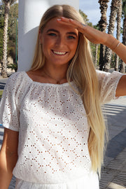 Rebekka Ss Blouse | White | Bluse fra Liberté