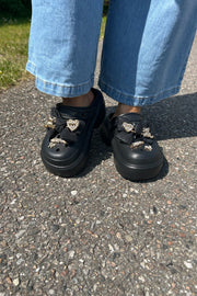 Plateau Mules | Black | Mules fra Avery