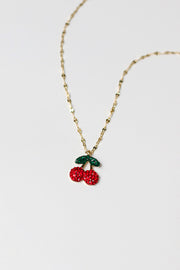Cherry Kisses Necklace | Cherry Red | Halskæde fra Birdsong