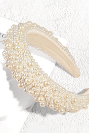 Bubblelicious Shiny Hair Band | White | Hårbøjle fra By Timm