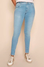 Nelly Trok Jeans | Blue | Jeans fra Mos Mosh