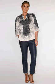 Neomi shirt 54614 | Sand/Navy | Skjorte fra Gustav