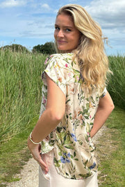 Zennia Blouse | Champagne Flower | Bluse fra Black Colour